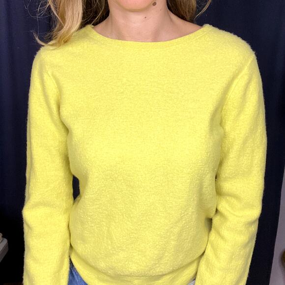 VINCE Womens 100% Cashmere Classic Crew Sweater Neon Lime Spring Size Medium - Picture 1 of 7